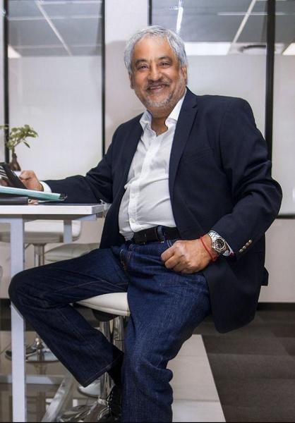 Bazil Naidoo, estate agent