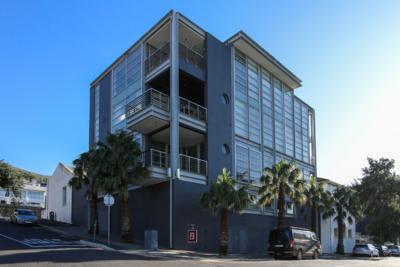 Apartment / Flat For Sale in Cape Town, Cape Town